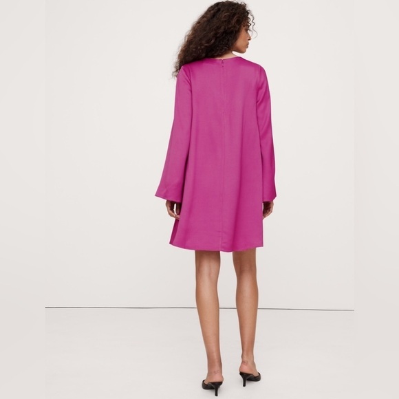 NWT! Banana Republic Black Italian Satin Mini Dress - Size Large Petite ONLY 🦦 - Picture 3 of 7